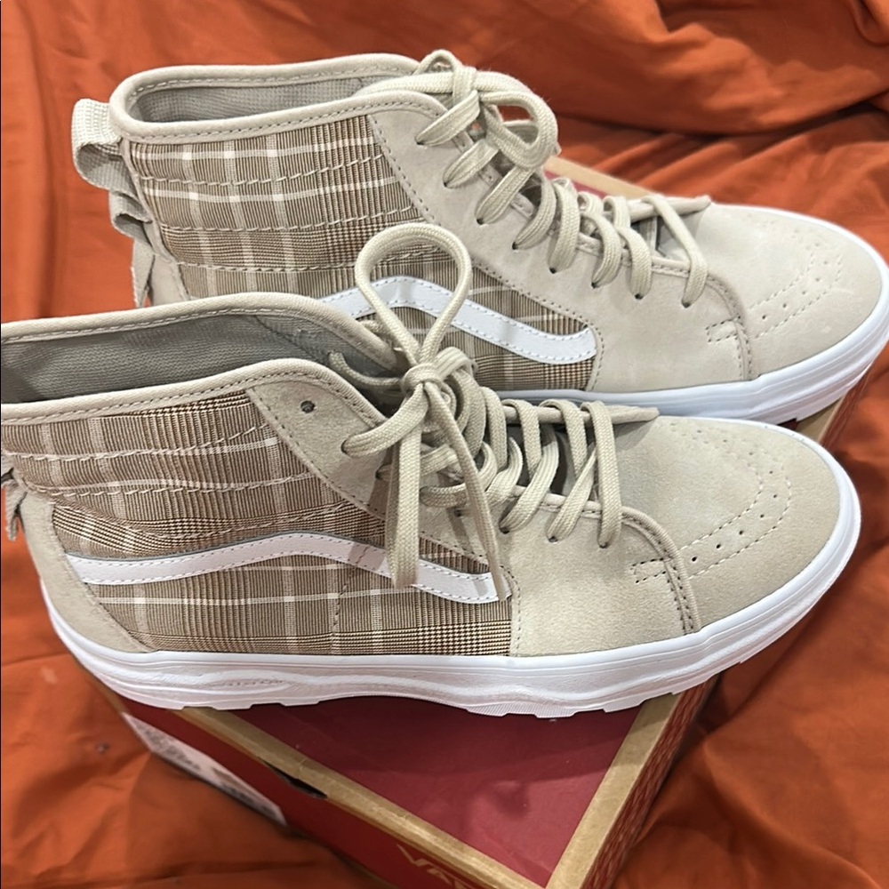Plaid Sentry Sk8 Hi High-Top Vans